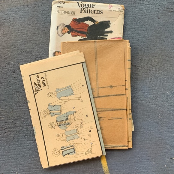 Vintage 70s Slavic Folk Costume sewing pattern - Picture 3 of 3